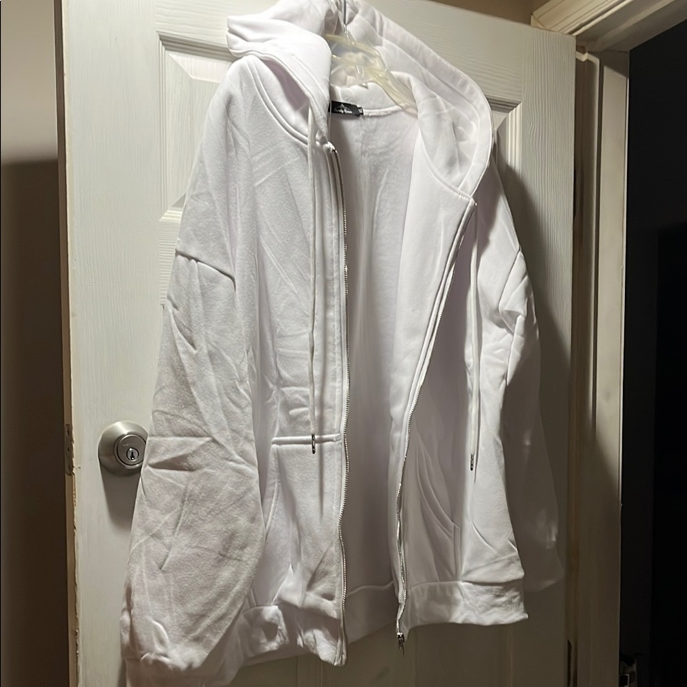 White Hooded Women's Jacket never worn nwt. Warn , slightly thicker